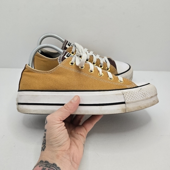 Converse | CTAS brown canvas sporty boho platform sneakers | WMS 7.5 - Picture 4 of 13